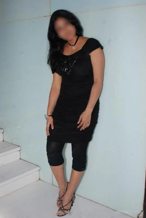 Call Girls Phoenix Mall